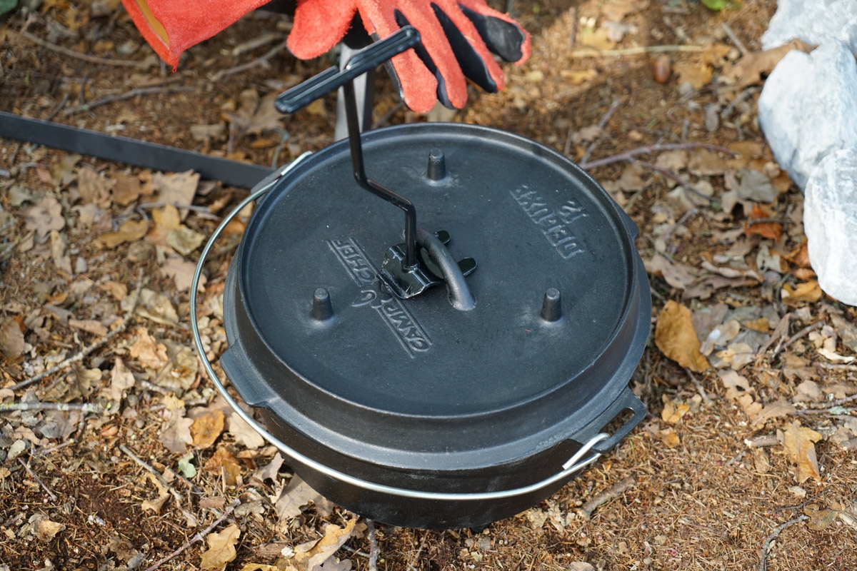 Camp Chef 30cm Deluxe Dutch Oven